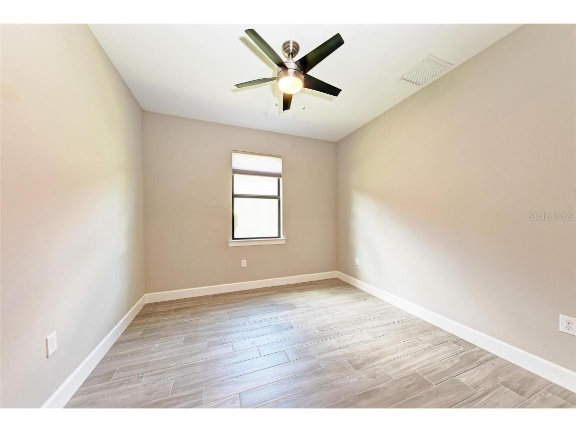 7781 Grande Shores Drive Sarasota FL 34240 A4656852 image29