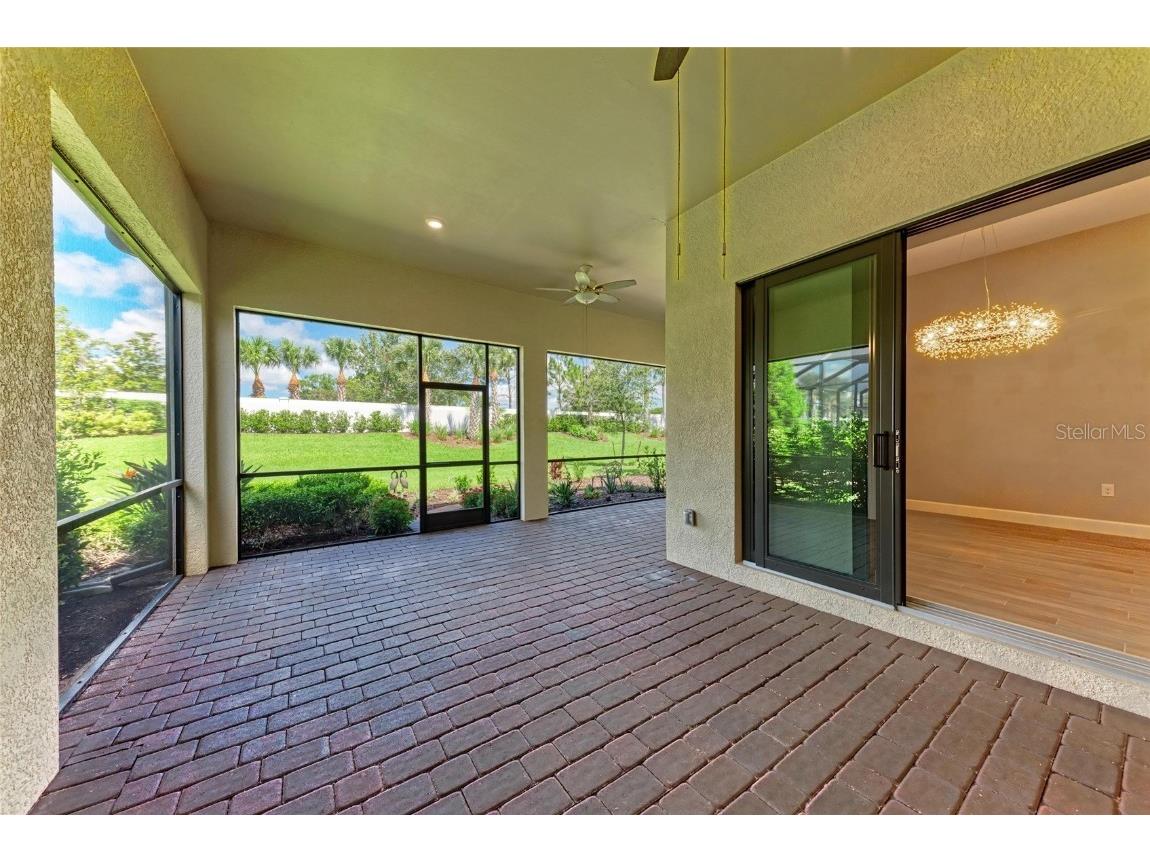 7781 Grande Shores Drive Sarasota FL 34240 A4656852 image38