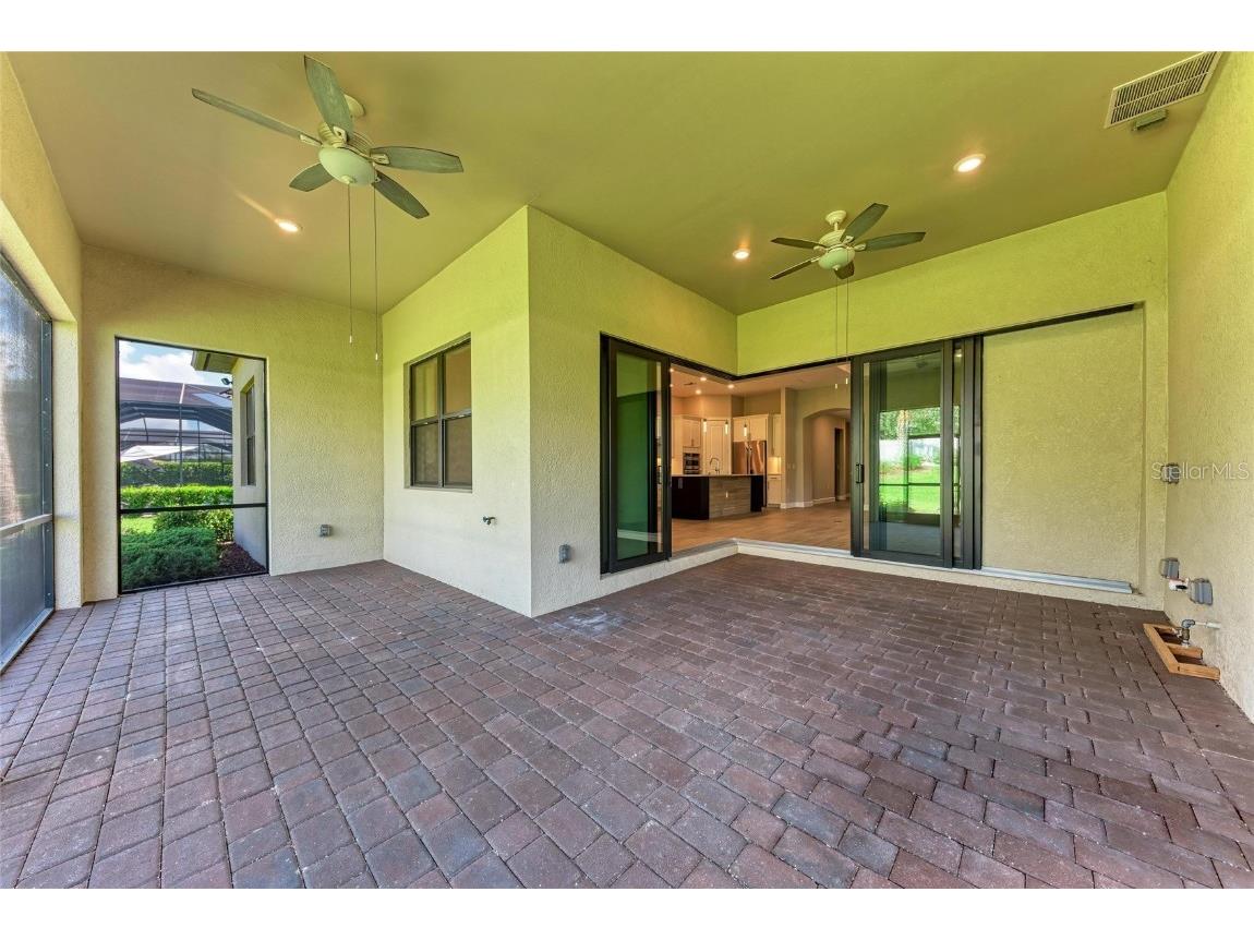 7781 Grande Shores Drive Sarasota FL 34240 A4656852 image39
