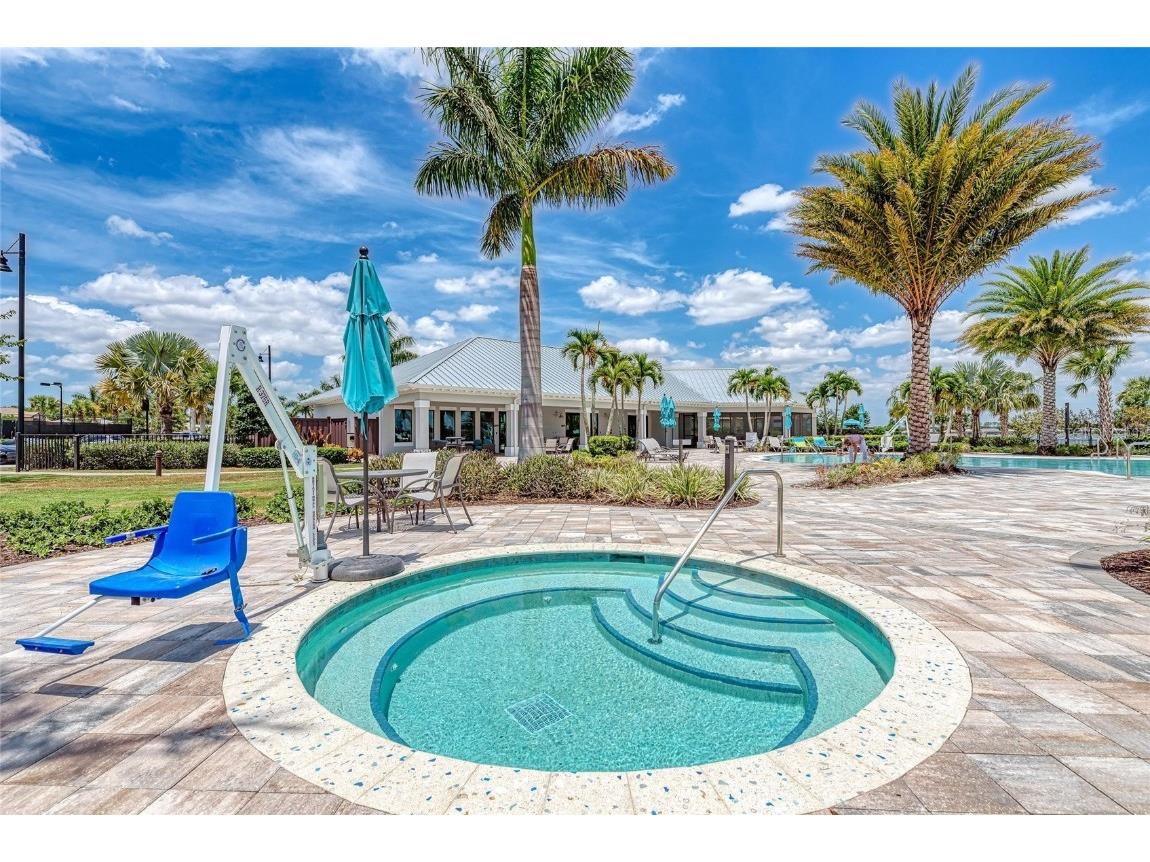 7781 Grande Shores Drive Sarasota FL 34240 A4656852 image64