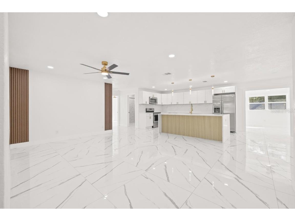 7784 22nd Avenue N Saint Petersburg FL 33710 TB8441146 image17