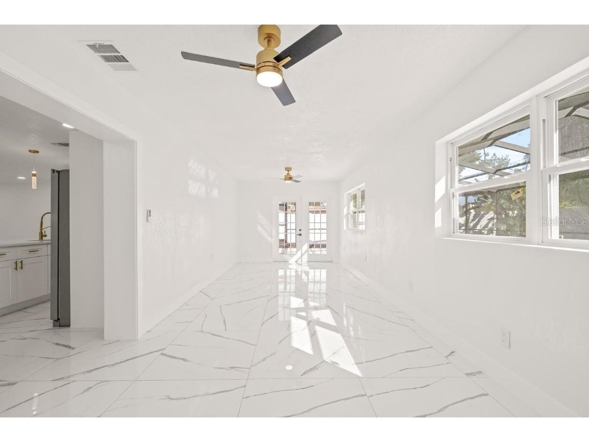 7784 22nd Avenue N Saint Petersburg FL 33710 TB8441146 image36