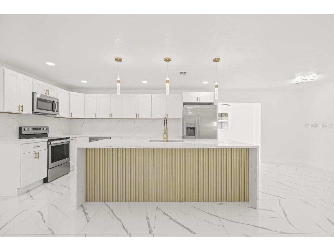 7784 22nd Avenue N Saint Petersburg FL 33710 TB8441146 image9