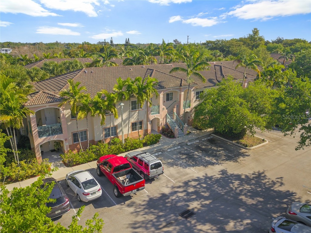 7785 NW 22nd Court #103 Pembroke Pines FL 33024 T3363427 image1