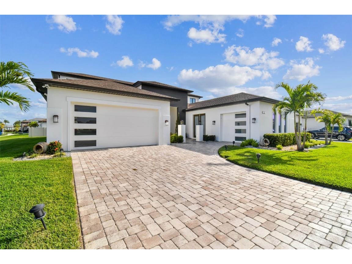 7786 Roma Dune Drive Wesley Chapel FL 33545 T3491218 image1