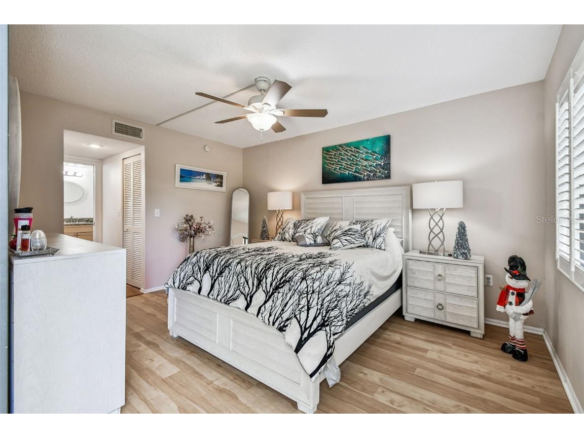 7788 Eagle Creek Drive Sarasota FL 34243 A4670285 image25