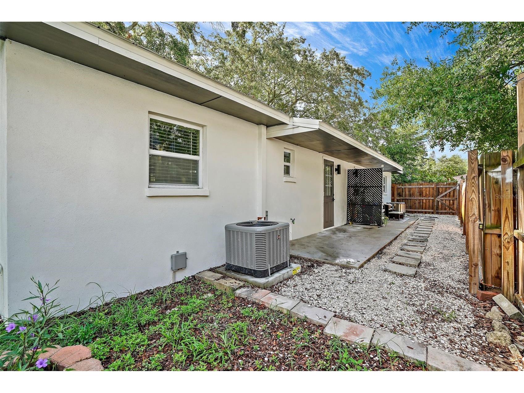 779 12th Ave N Saint Petersburg FL 33704 TB8493070 image23