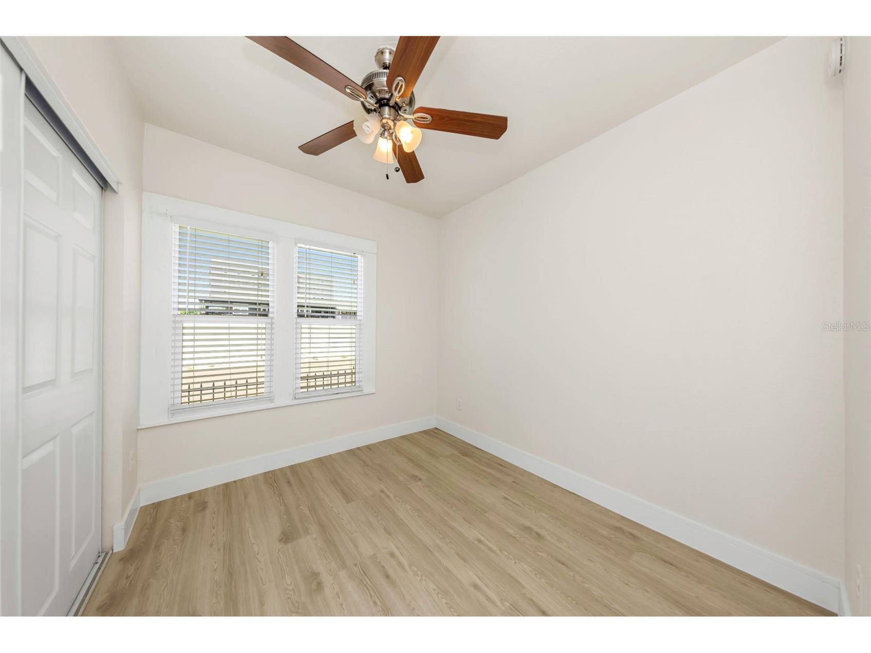779 4th Avenue N #1 Saint Petersburg FL 33701 TB8519311 image17