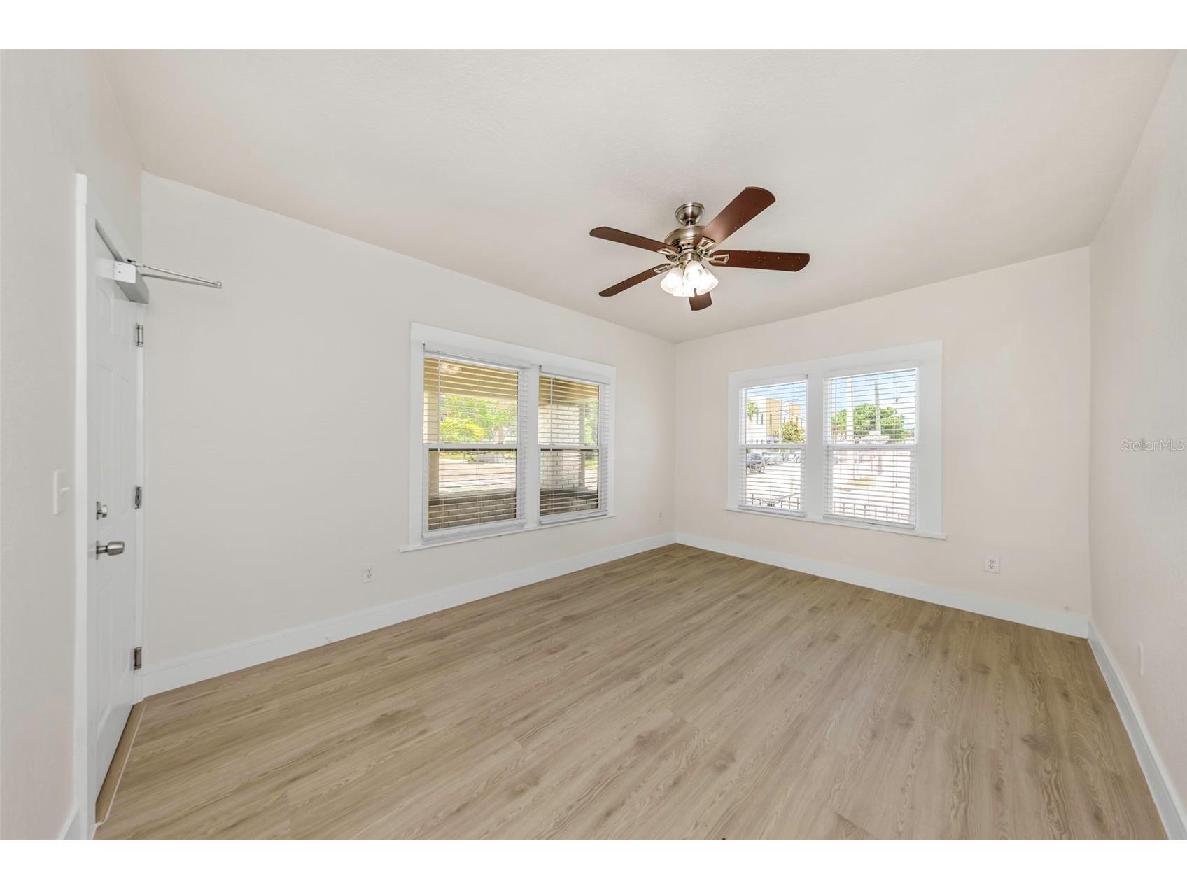 779 4th Avenue N #1 Saint Petersburg FL 33701 TB8519311 image8