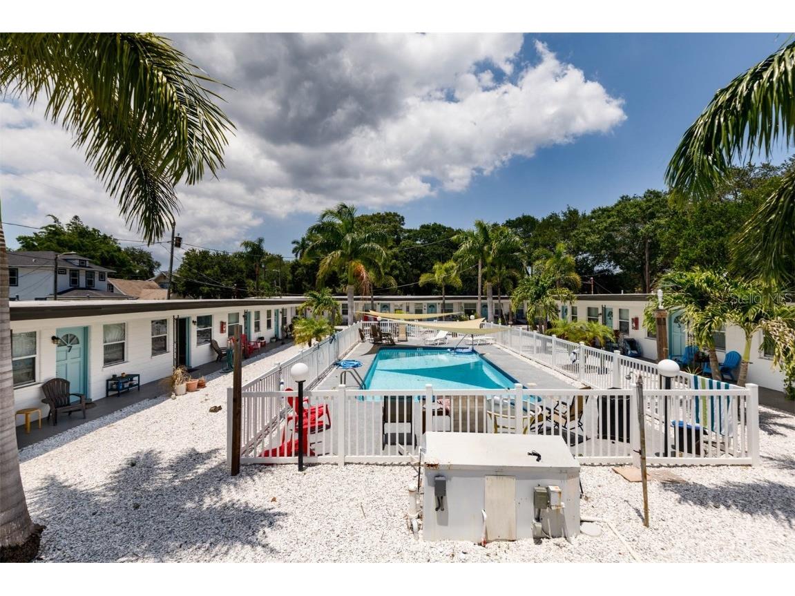 779 9th Avenue N Saint Petersburg FL 33701 U8202017 image1