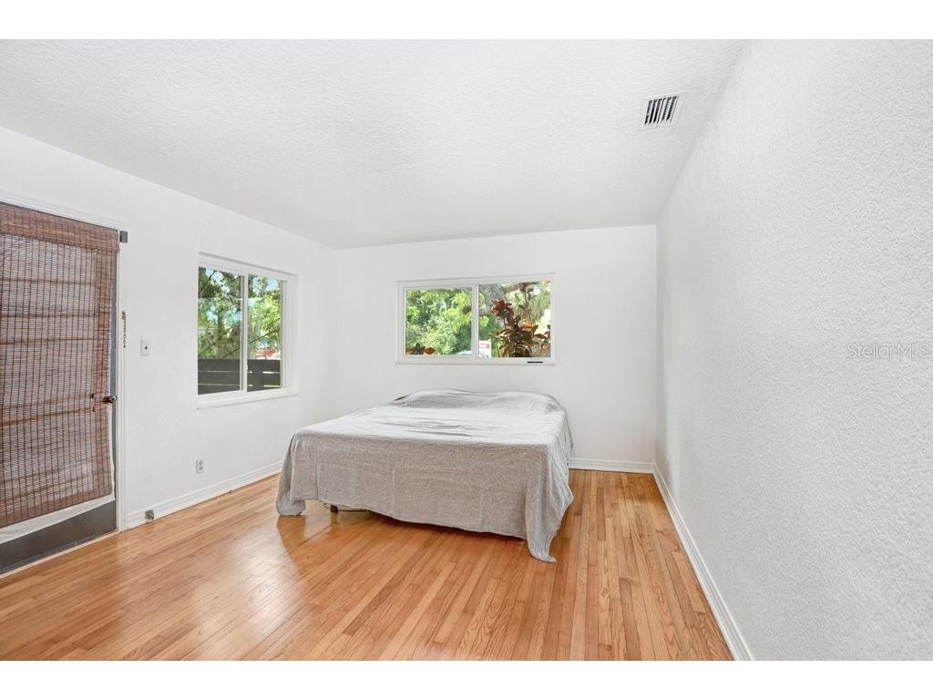 779 Bayou Blvd S Saint Petersburg FL 33705 TB8506360 image11