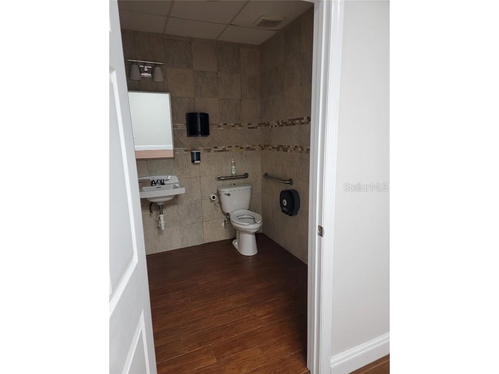 779 Commerce Drive #10 Venice FL 34292 A4659092 image7