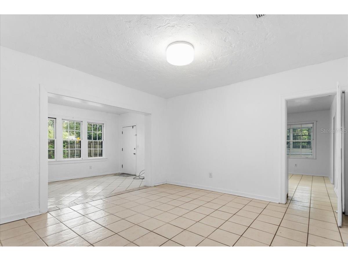 779 NW 37th Street Gainesville FL 32607 GC538962 image9
