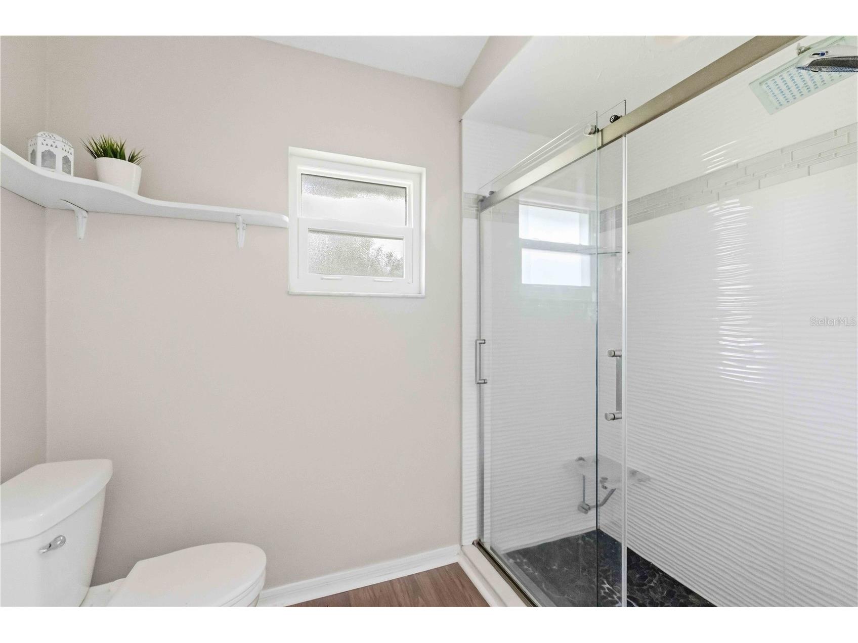 7795 Pine Trace Sarasota FL 34243 A4686991 image20