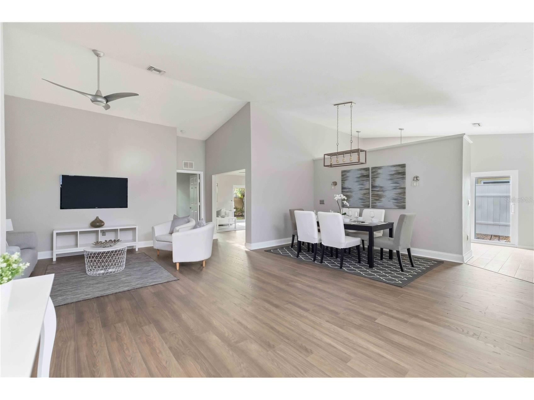 7795 Pine Trace Sarasota FL 34243 A4686991 image4