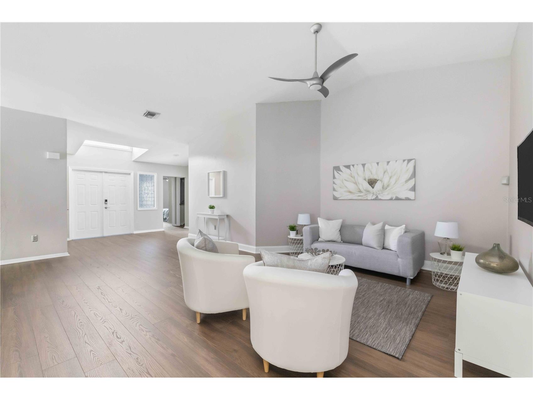 7795 Pine Trace Sarasota FL 34243 A4686991 image6