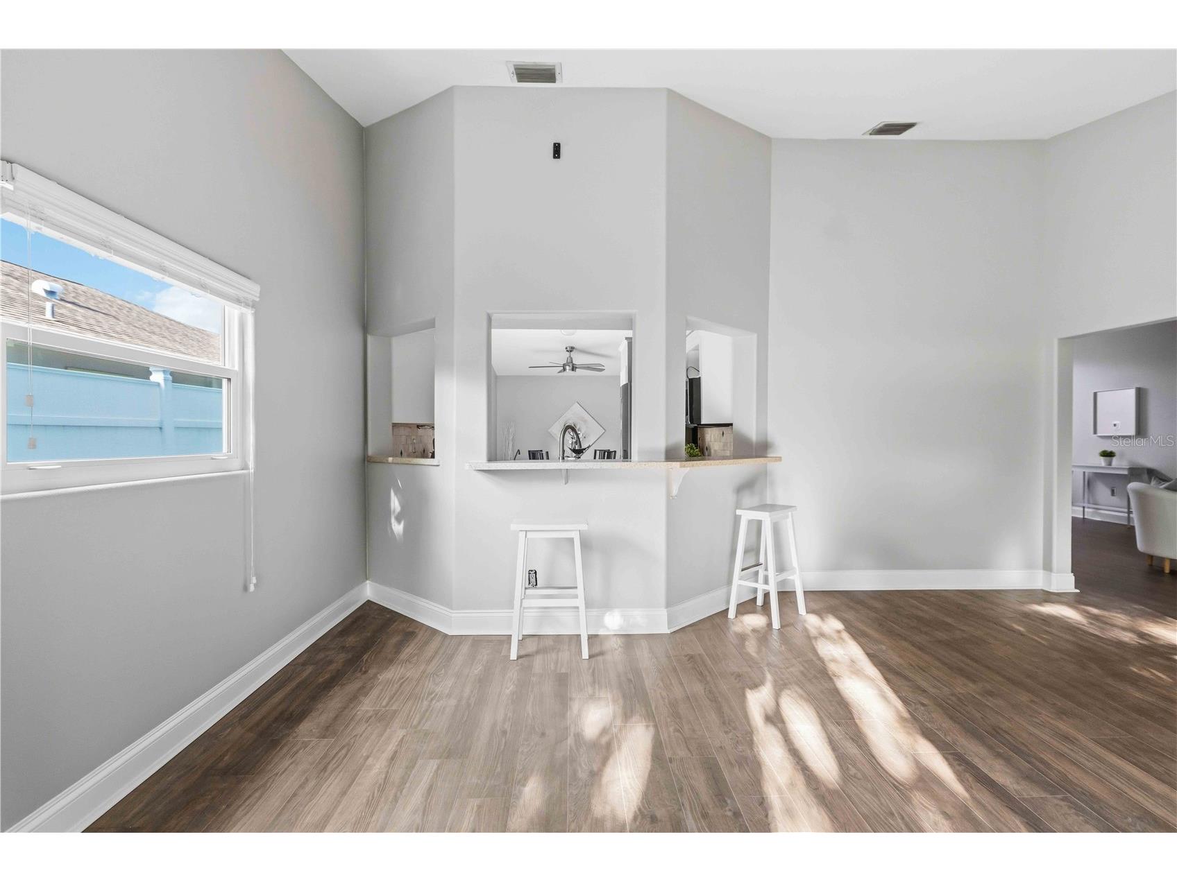 7795 Pine Trace Sarasota FL 34243 A4695378 image11