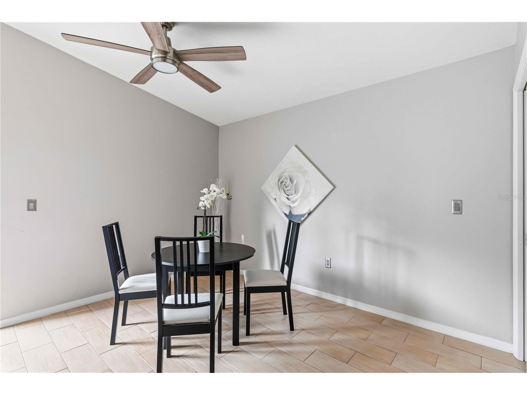 7795 Pine Trace Sarasota FL 34243 A4695378 image12
