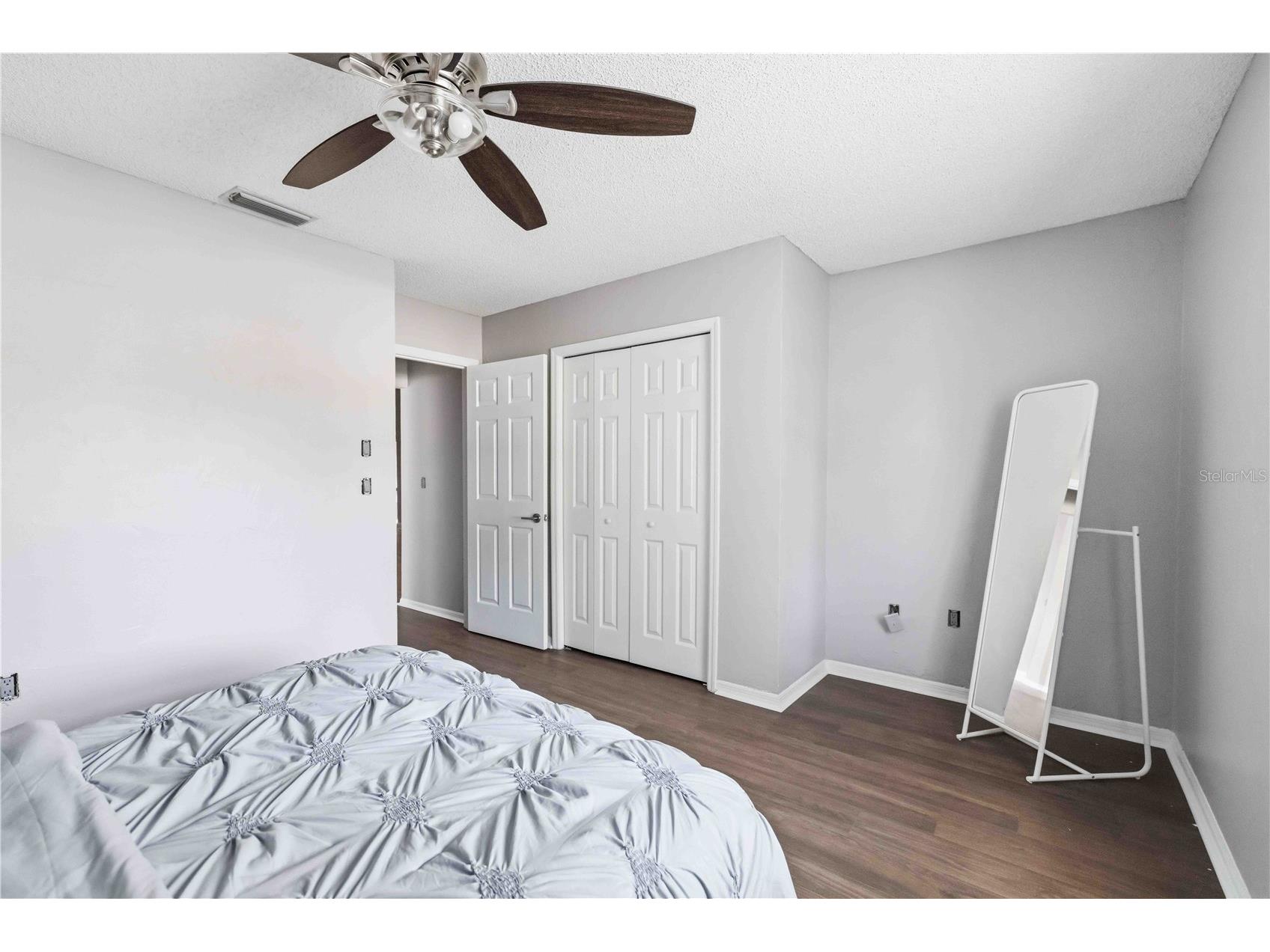7795 Pine Trace Sarasota FL 34243 A4695378 image27