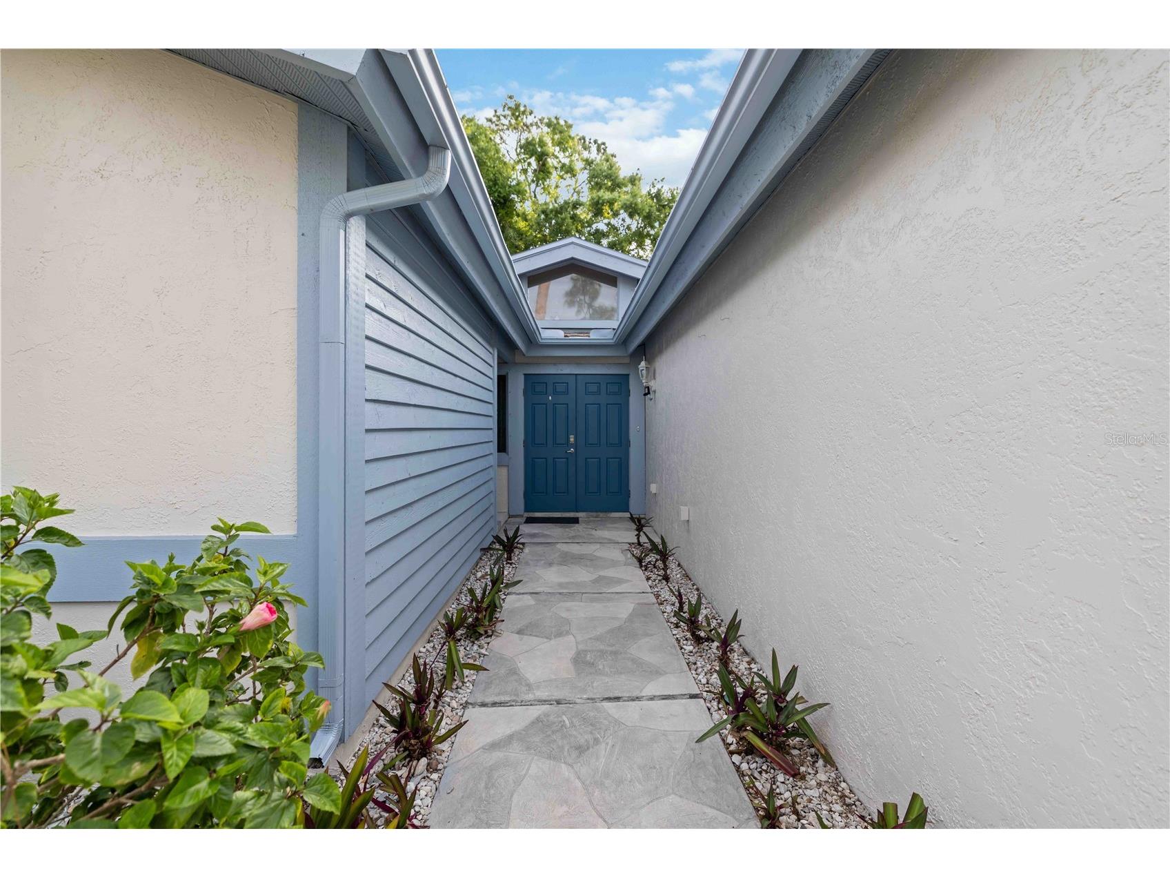 7795 Pine Trace Sarasota FL 34243 A4695378 image4