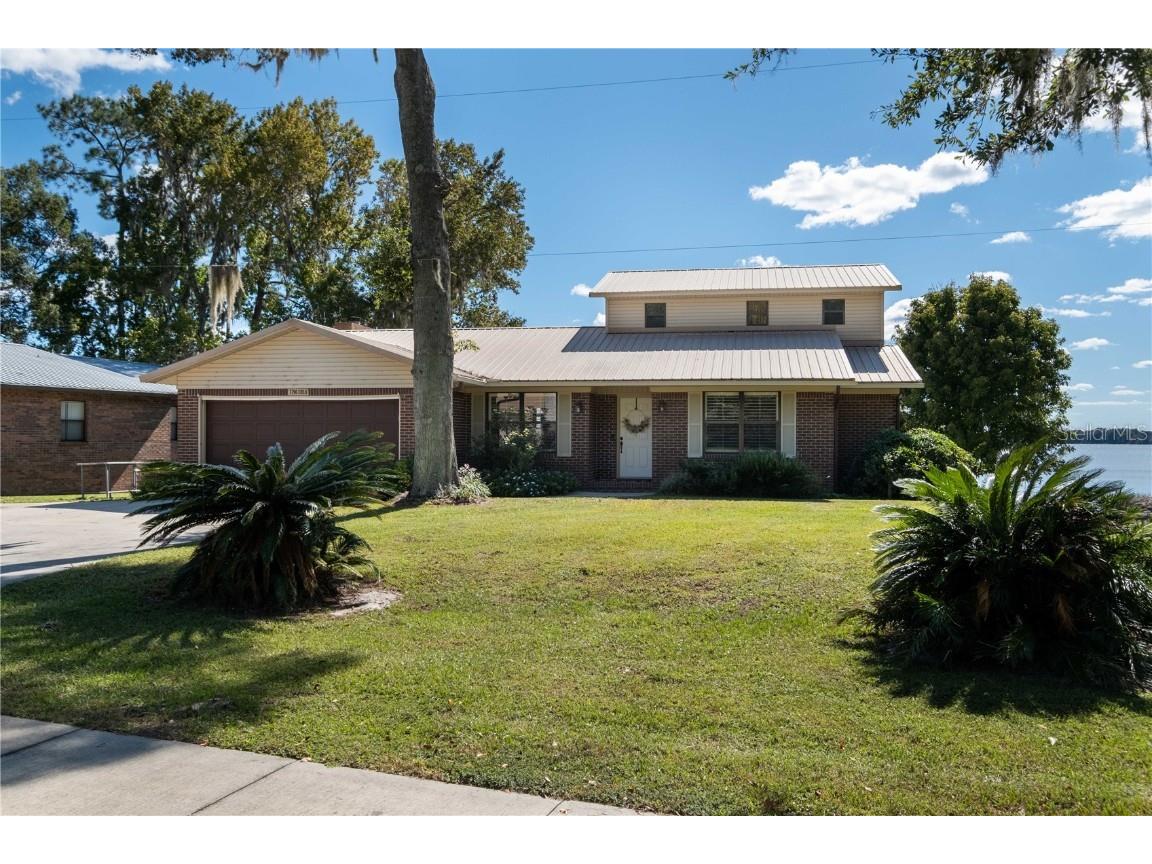 7796 SW County Road 18 Hampton FL 32044 - LAKE HAMPTON GC515562 image1