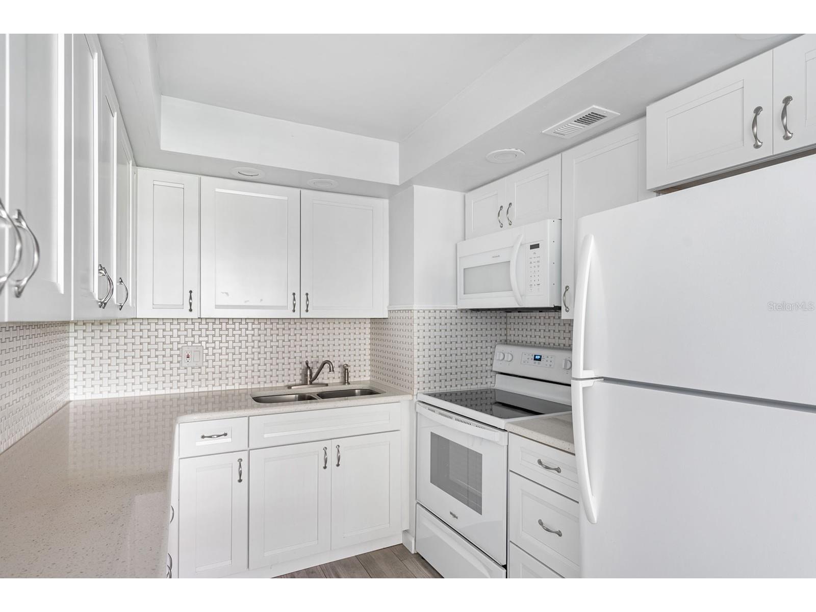 78 Boundary Boulevard #192 Rotonda West FL 33947 - ROTONDA WATERWAY D6146378 image12