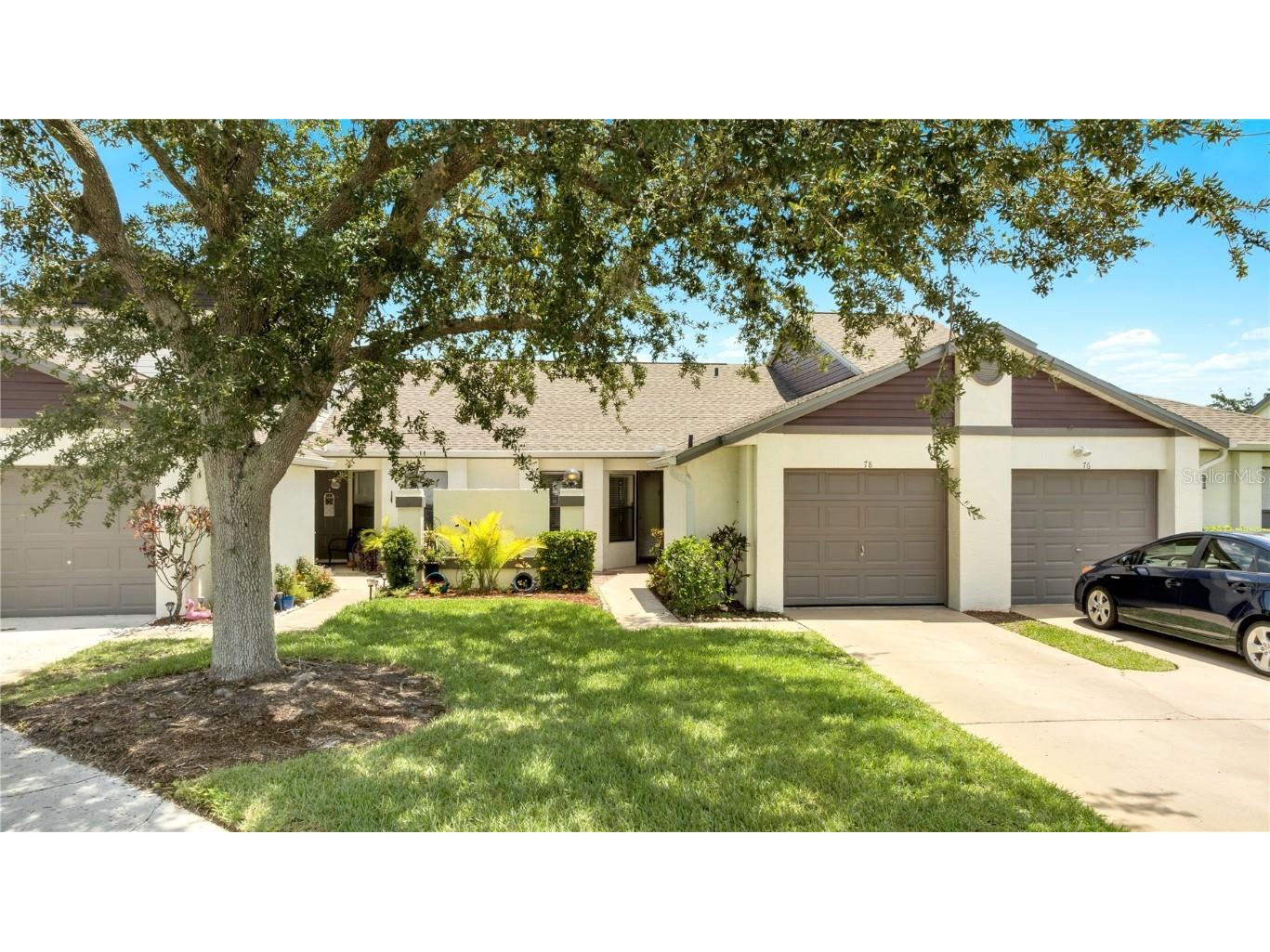 78 Lakepointe Circle Kissimmee FL 34743 S5085340 image1