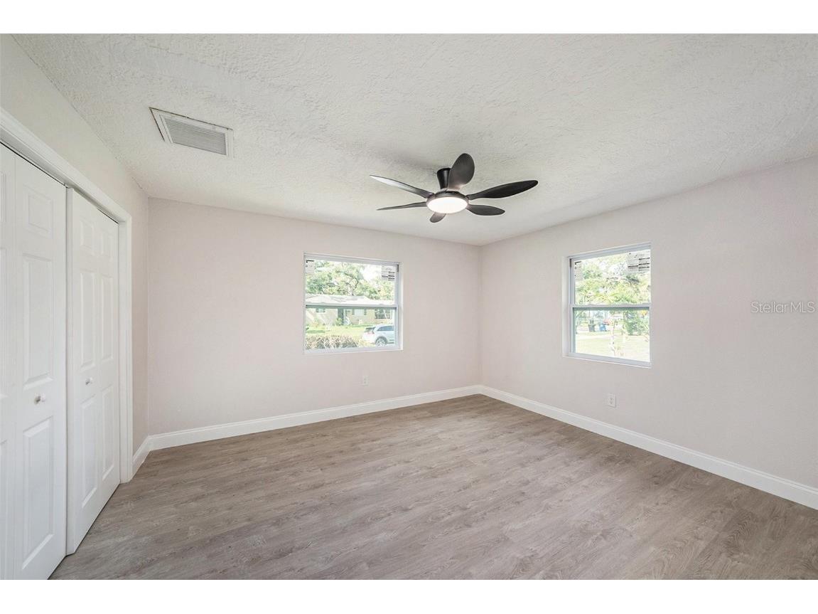 780 28th Avenue S Saint Petersburg FL 33705 TB8416541 image12