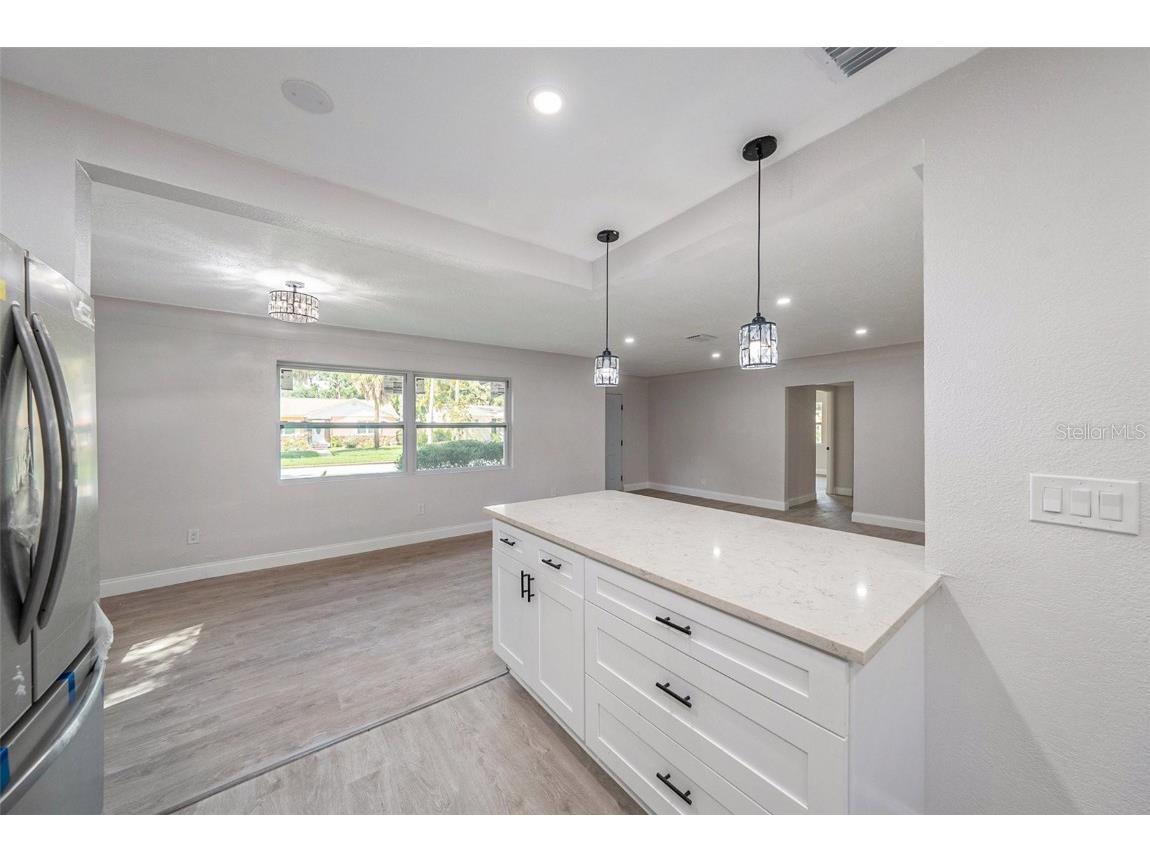 780 28th Avenue S Saint Petersburg FL 33705 TB8416541 image17