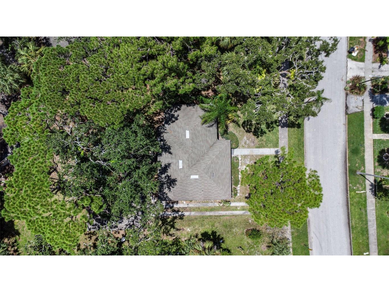 780 28th Avenue S Saint Petersburg FL 33705 TB8416541 image25