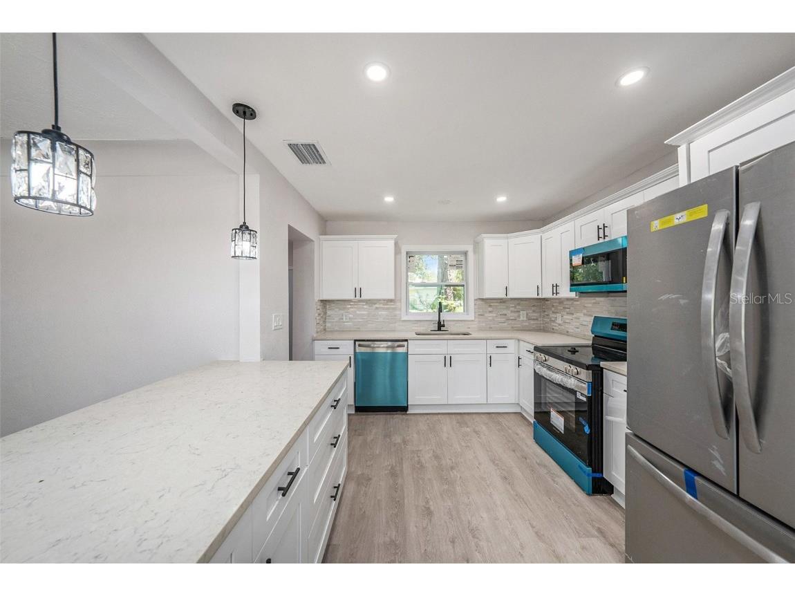 780 28th Avenue S Saint Petersburg FL 33705 TB8416541 image5