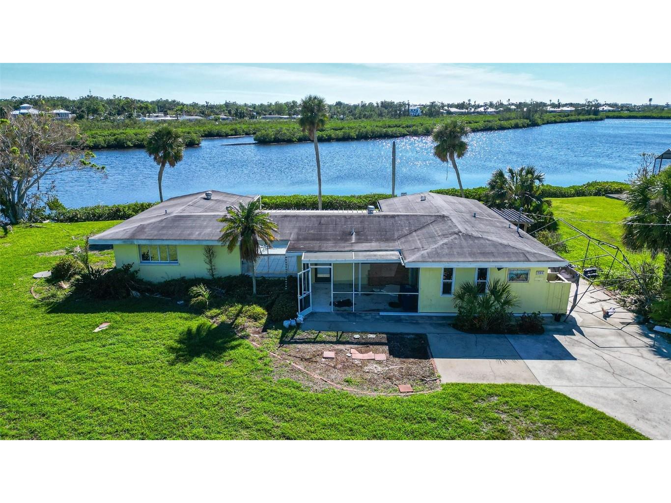 780 Bayview Drive Nokomis FL 34275 - SHAKETT CREEK A4629684 image1