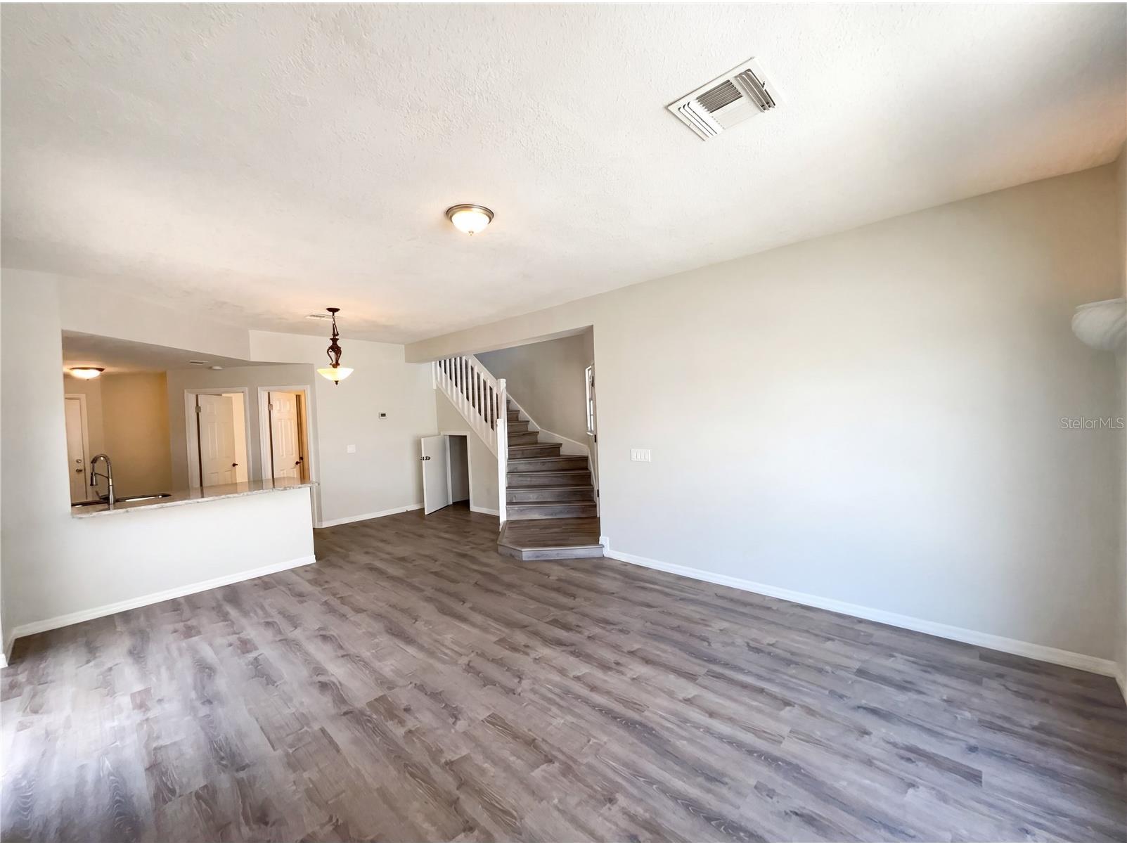 780 Olympic Circle #I3 Ocoee FL 34761 O6409198 image3