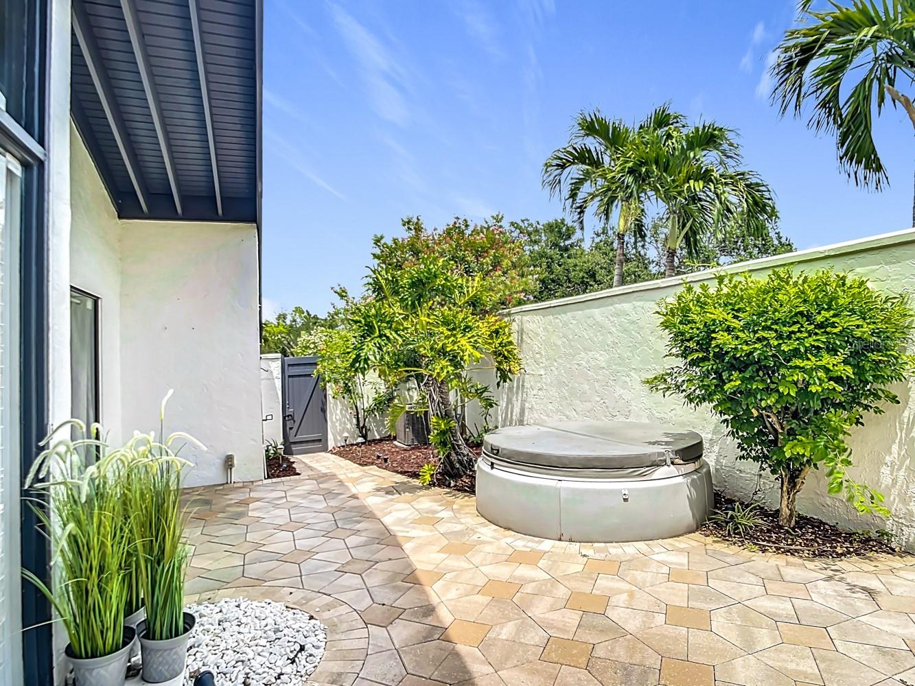 780 Sarabay Road #16 Osprey FL 34229 - LITTLE SARASOTA BAY TB8528486 image8