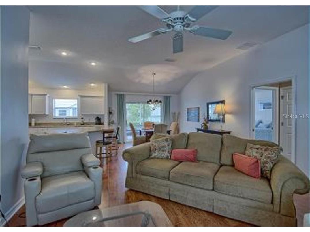 780 Turbeville Terrace The Villages FL 32162 OM705814 image7