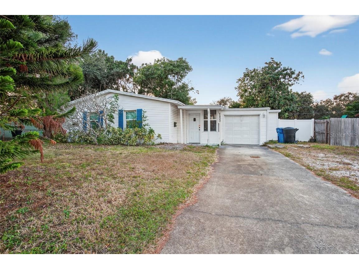 7800 11th Street N Saint Petersburg FL 33702 TB8452087 image1