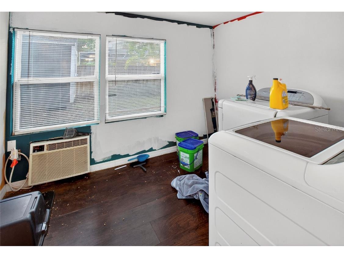 7800 11th Street N Saint Petersburg FL 33702 TB8452087 image17
