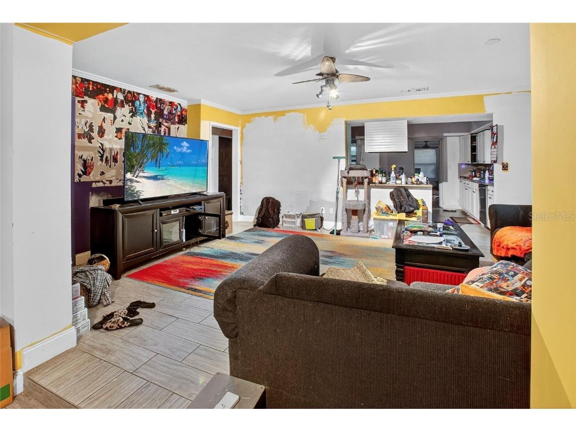 7800 11th Street N Saint Petersburg FL 33702 TB8452087 image9