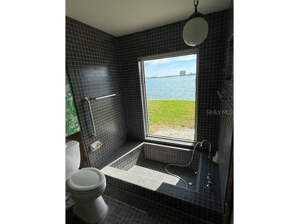 7800 4th Avenue S Saint Petersburg FL 33707 - BOCA CIEGA BAY TB8444877 image50