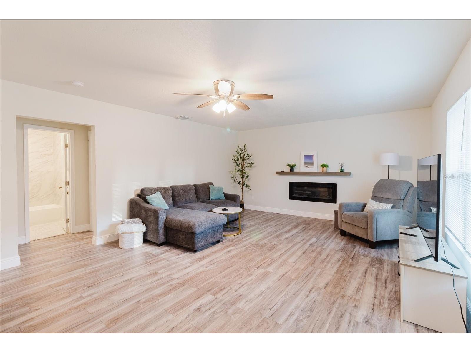 7800 Washington Street Port Richey FL 34668 TB8489992 image10