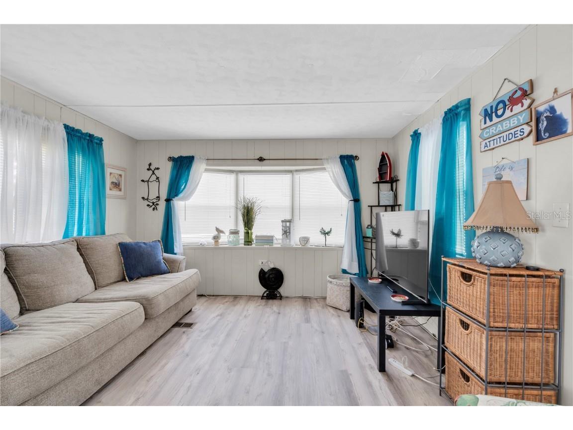 7801 34th Avenue N #27 Saint Petersburg FL 33710 TB8448716 image6