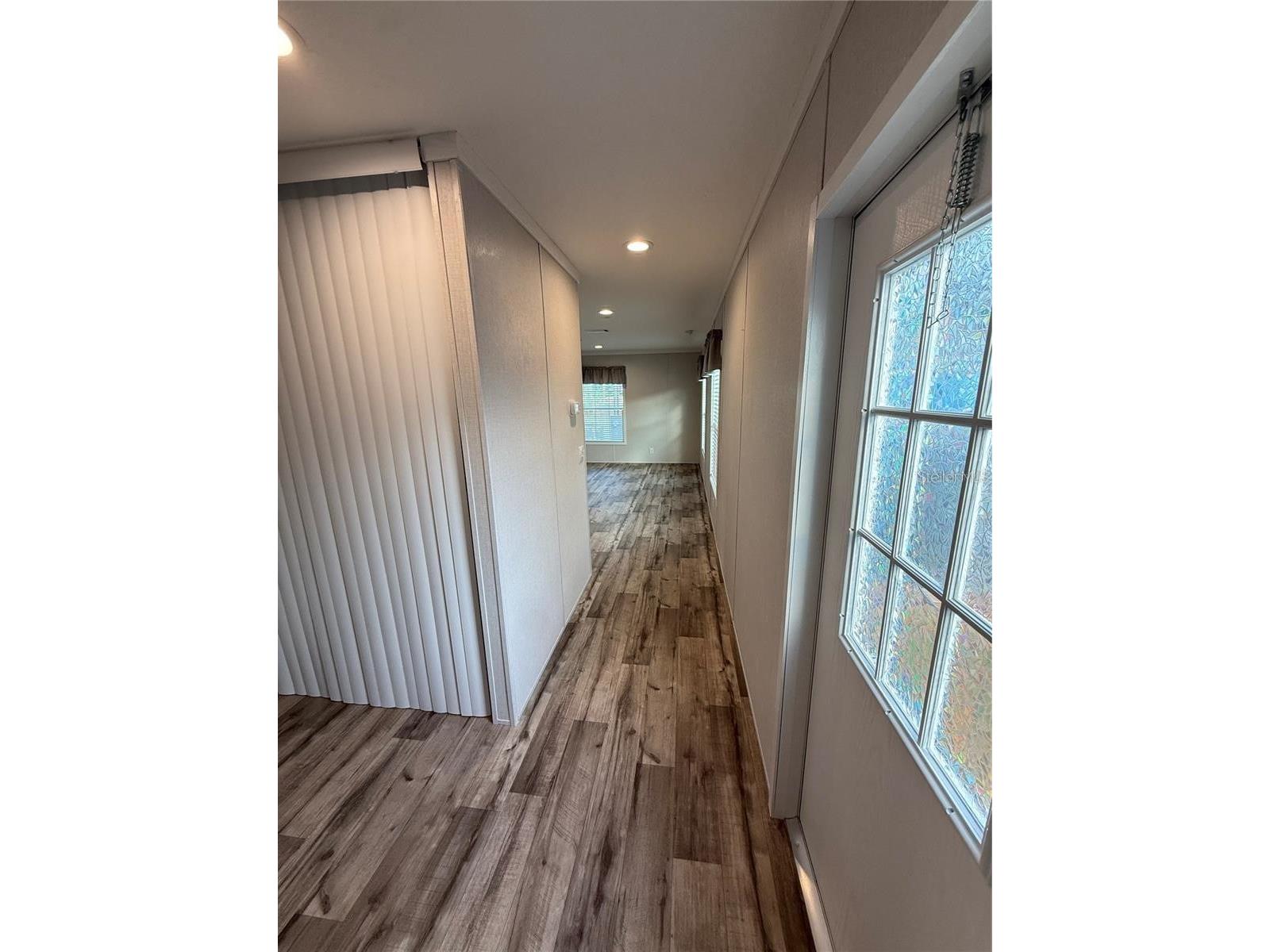 7801 34th Avenue N #30 Saint Petersburg FL 33710 TB8496537 image17