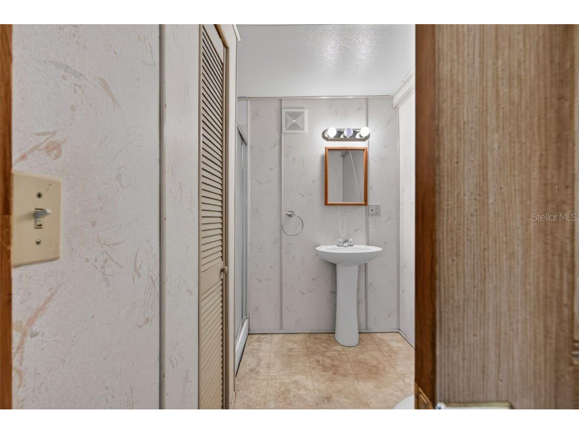 7801 34th Avenue N #80 Saint Petersburg FL 33710 TB8451619 image26