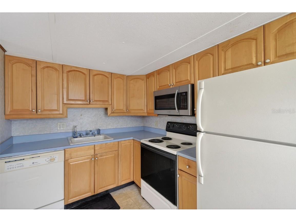 7801 34th Avenue N #80 Saint Petersburg FL 33710 TB8451619 image36