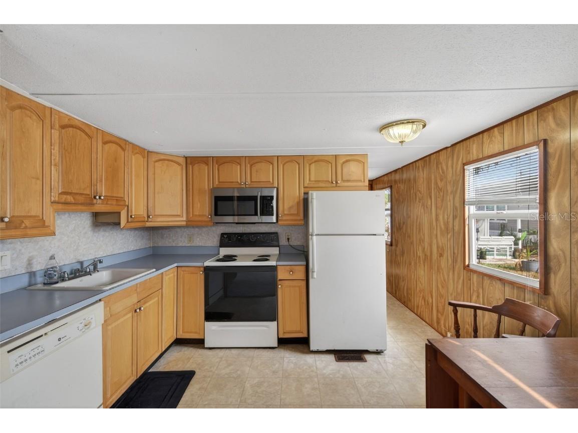 7801 34th Avenue N #80 Saint Petersburg FL 33710 TB8451619 image37