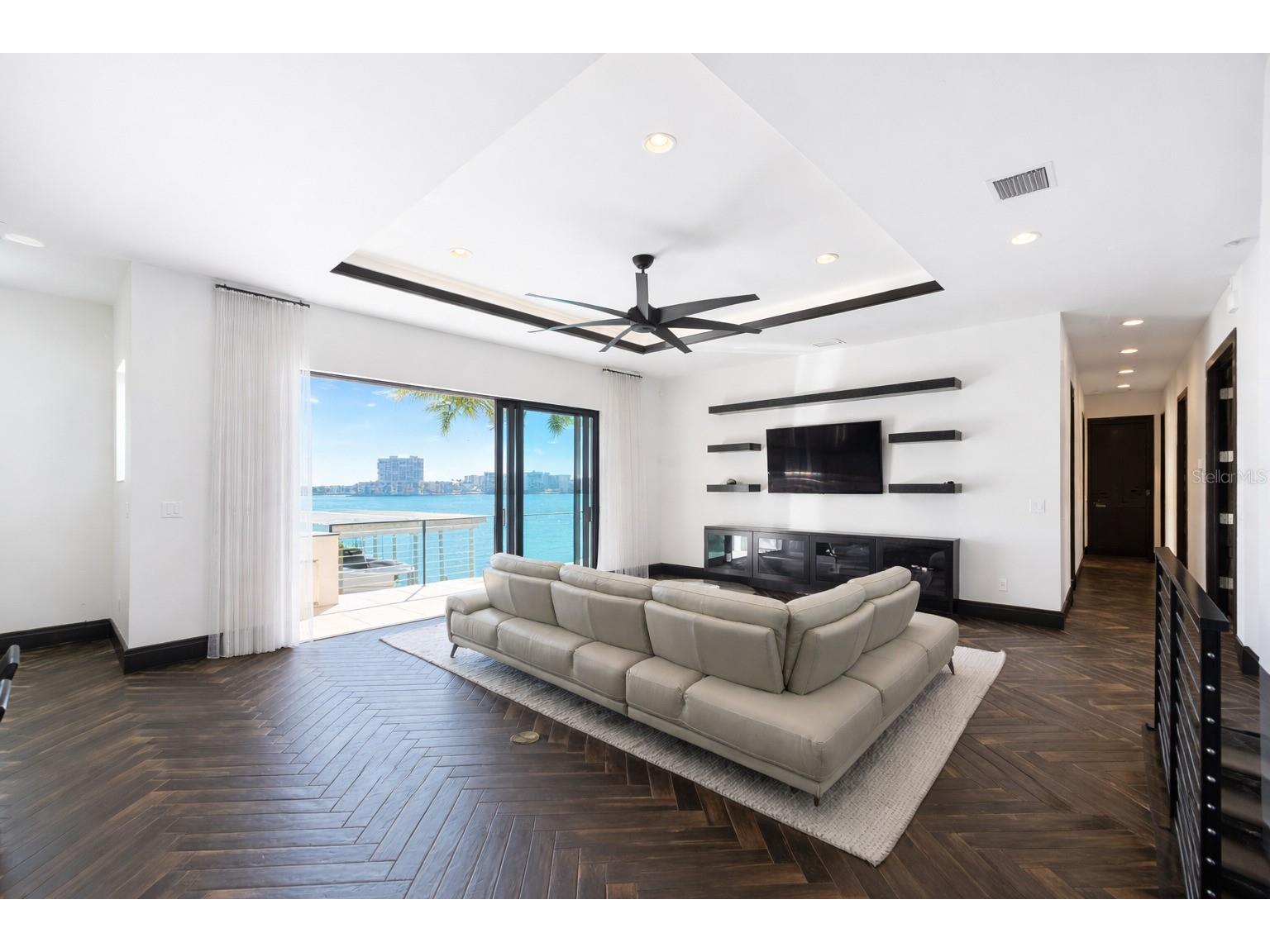 7801 9th Avenue S Saint Petersburg FL 33707 O6369589 image21