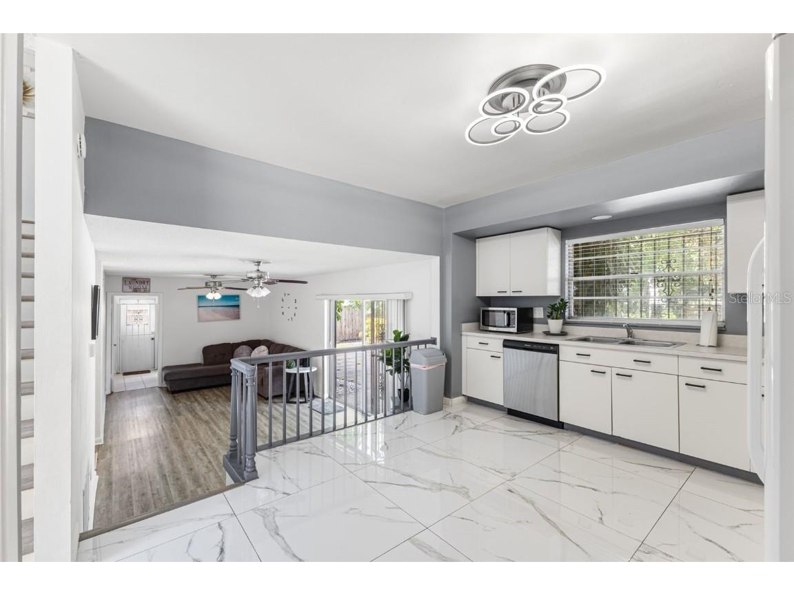 7801 Greenshire Drive Tampa FL 33634 TB8456182 image11