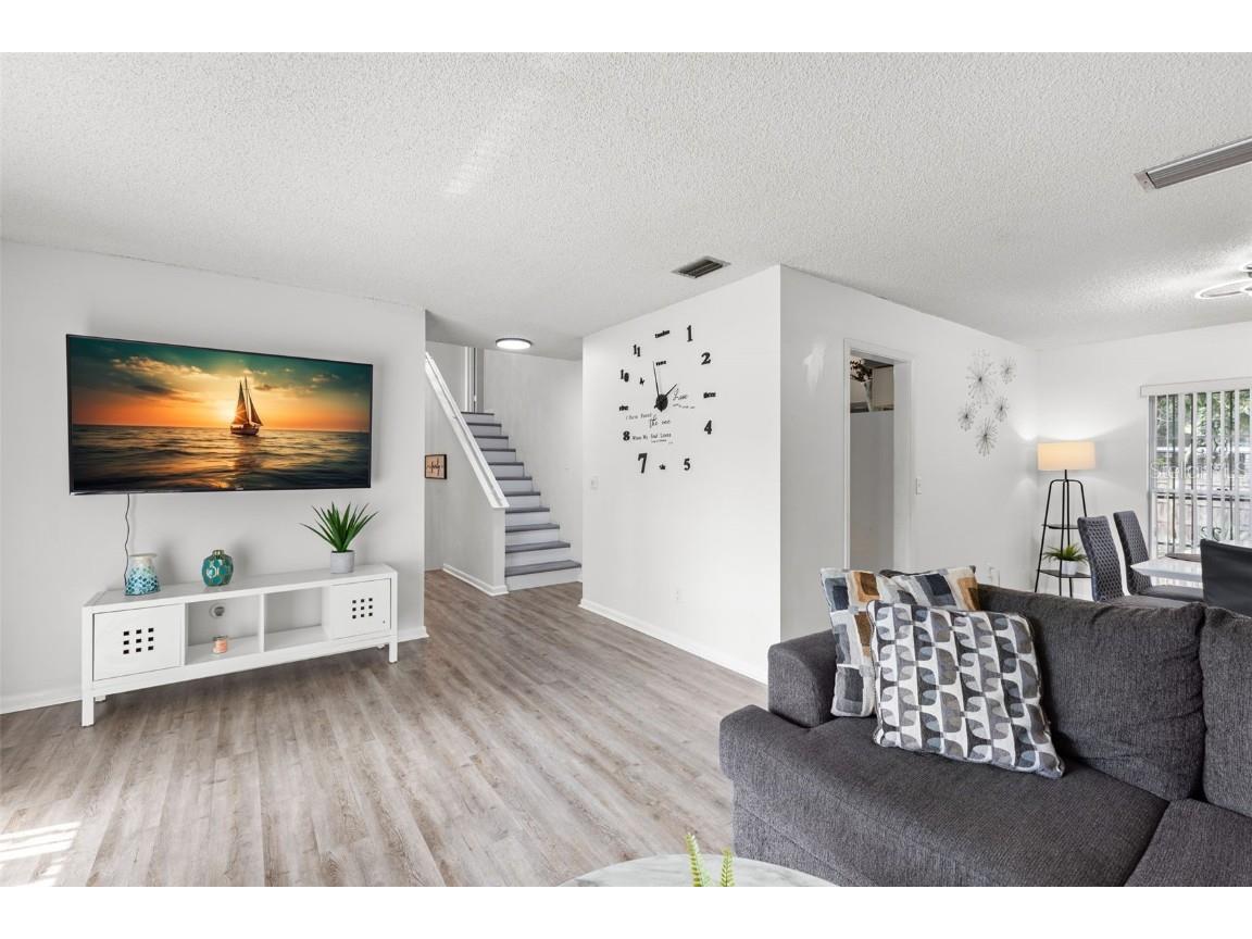 7801 Greenshire Drive Tampa FL 33634 TB8456182 image5