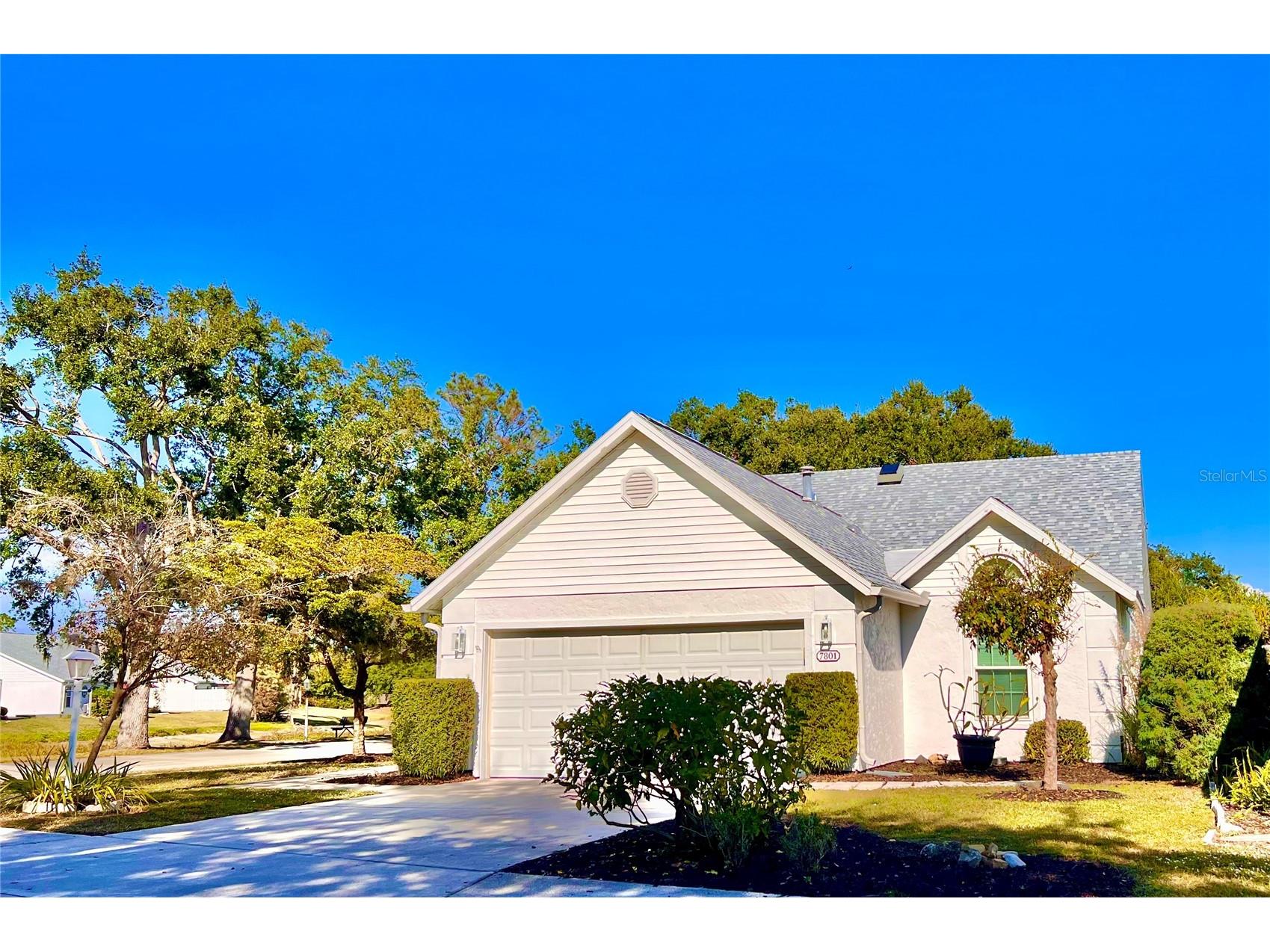 7801 Ontario Street Circle Sarasota FL 34243 A4676752 image33