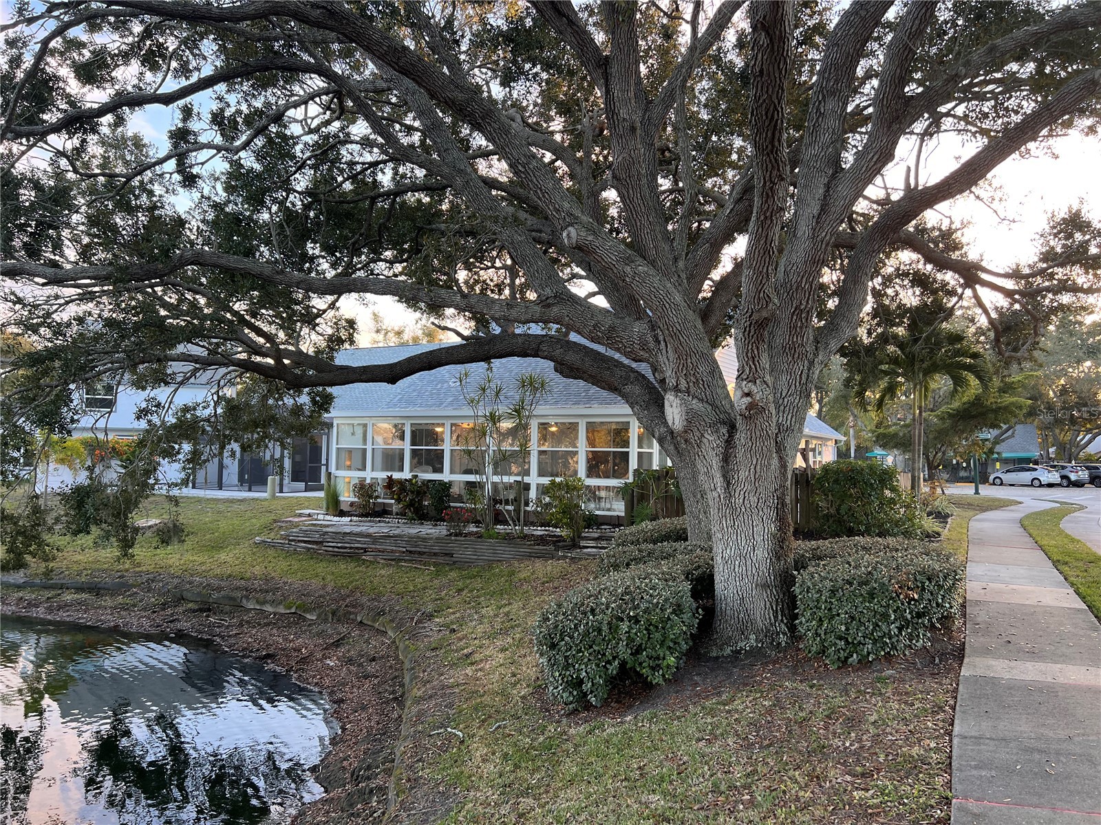 7801 Ontario Street Circle Sarasota FL 34243 A4676752 image50